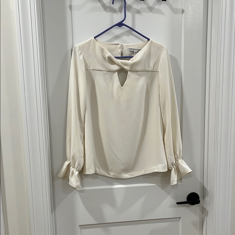 Trina Turk Cream Puff Sleeve Collar Blouse